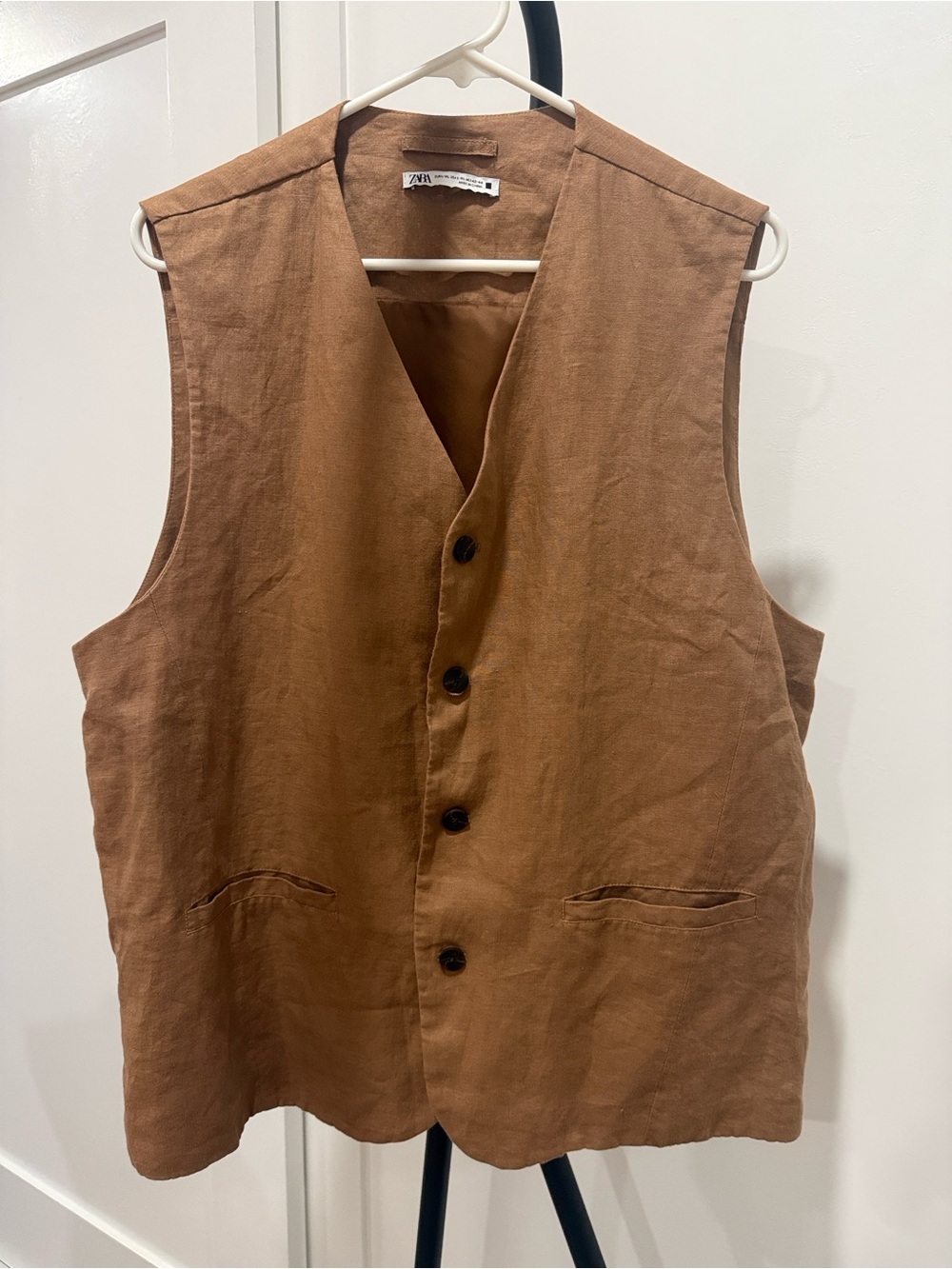 Zara men’s polyester vest